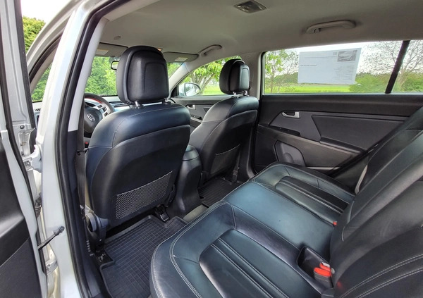 Kia Sportage cena 44000 przebieg: 234043, rok produkcji 2011 z Opole małe 121